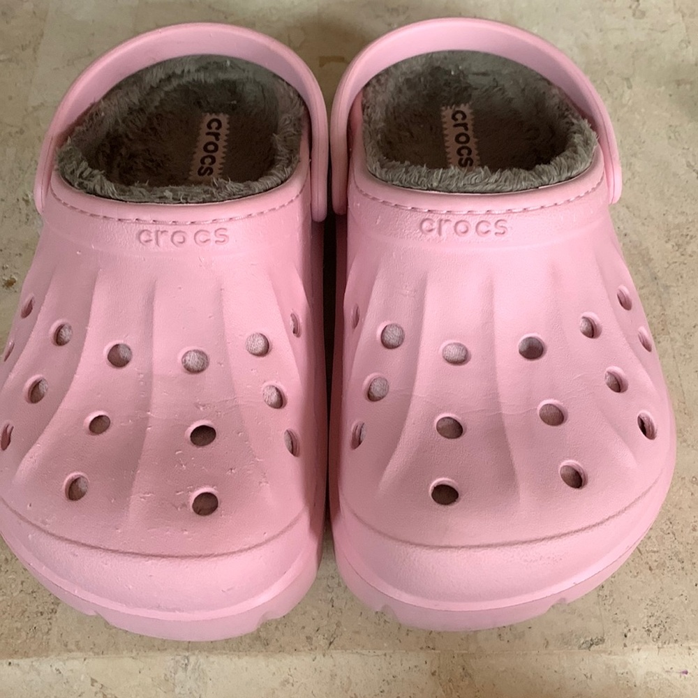 Crocs Pre/Owned Girls Pink Size 2